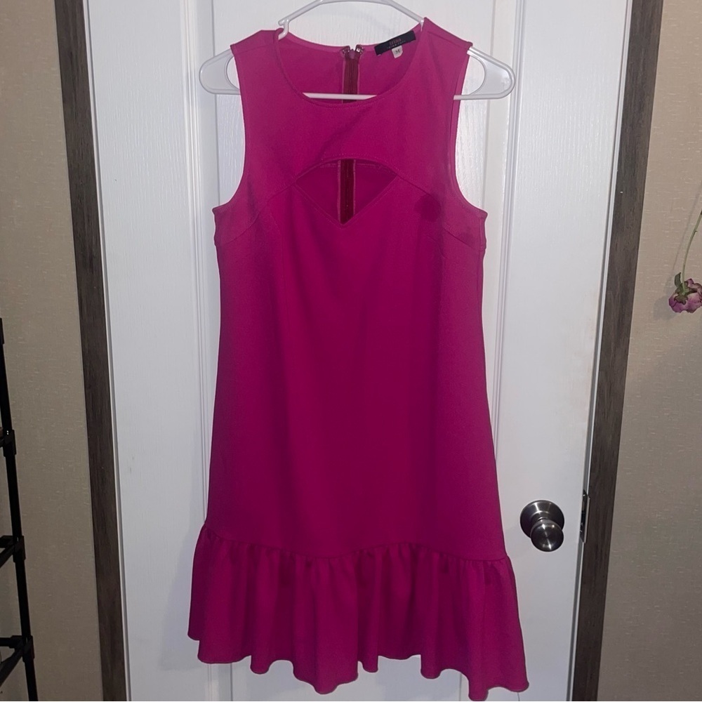 Trina Turk Shea Dress‎ Hot Pink Sleeveless Designer Shift Silhouette Size M